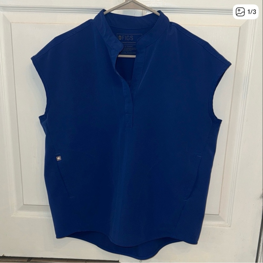 Figs winning blue Rafaela oversized top